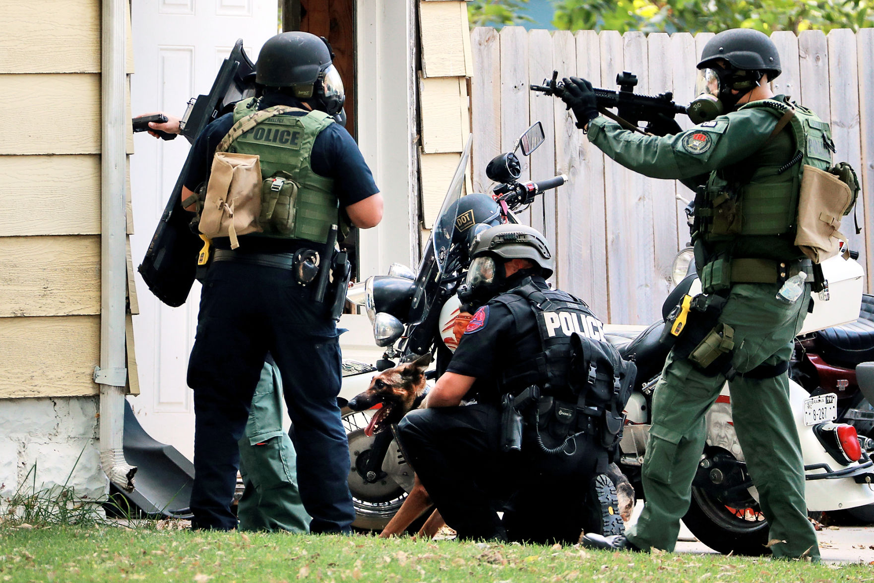 091919_Standoff13thSycamore006_bjs.JPG